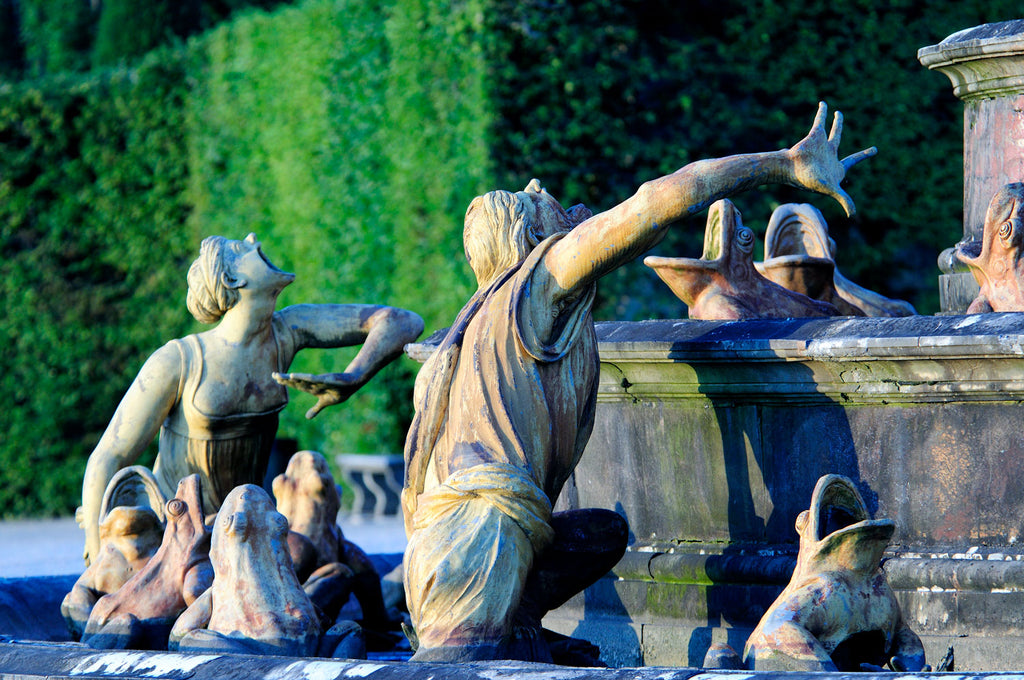Paysans appelant à l'aide - Sculpture du Bassin de Latone, Parc du Château