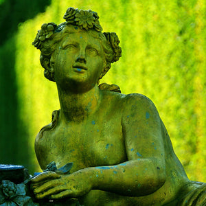« Flore, déesse du Printemps émergeant de l’hiver » - Collection Château de Versailles